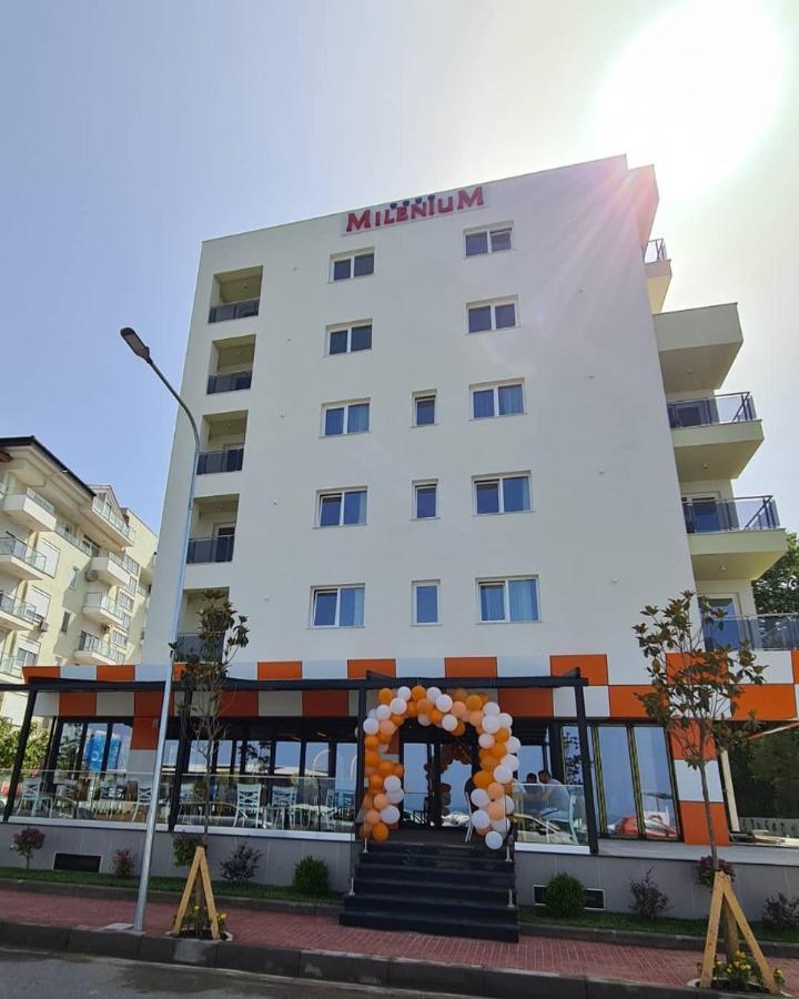 Milenium Hotel Shëngjin Exteriér fotografie