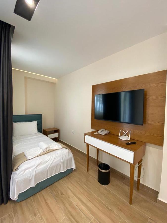 Milenium Hotel Shëngjin Exteriér fotografie